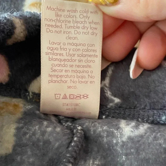 💥Secret Treasures Women's Plush Cuffed Pajama Pants M - Picture 7 of 8